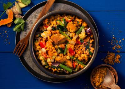 Gemüse-Hähnchenpfanne „Indian Curry“ von High Protein