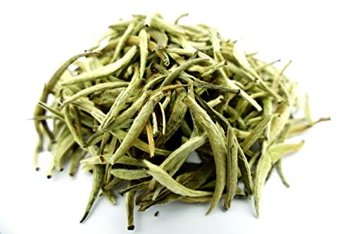 Grüntee Bai Hao Yin Zhen Silbernadel aus China, mild, blumig, fruchtig, frisch abgefüllt Grüntee Bai Hao Yin Zhen Silbernadel aus China, mild, blumig, fruchtig, frisch abgefüllt von 1000tees