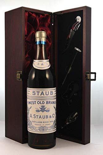 A Staub & Co Finest Old Brandy 1900's in einer mit Seide ausgestatetten Geschenkbox, da zu 4 Weinaccessoires, 1 x 700ml A Staub & Co Finest Old Brandy 1900's in einer mit Seide ausgestatetten Geschenkbox, da zu 4 Weinaccessoires, 1 x 700ml von A Staub &