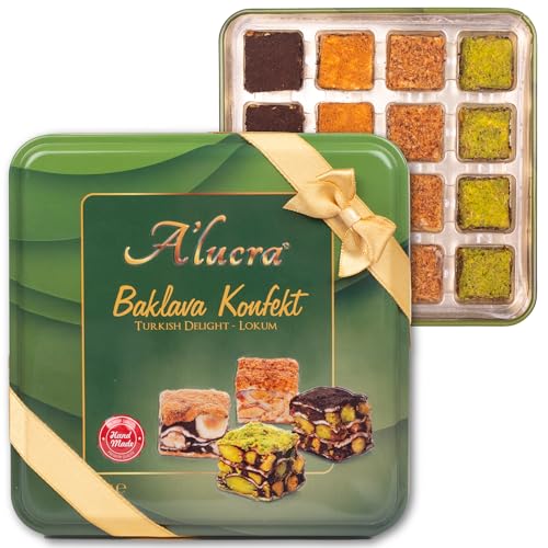 Alucra Baklava Konfekt 250 g | Turkish Delight Lokum | Premium Geschenkverpackung mit Schleife | Handgemacht mit besten Zutaten und hohem Nussanteil | Orientalische Pralinen | Geschenkidee (4x 250g) von A’lucra