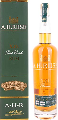 A.H. Riise X.O. Reserve Port Cask Rum - Old Edition 45% Vol. 0,7 l + GB von A.H. Riise