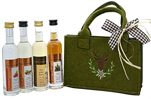 Schnapstasche voller Genuss - Allgäu-Brennerei, 4 x 100 ml Schnäpse inkl. Filztasche mit Hirsch, Vatertagsgeschenk Geschenk für Männer von Allgäu-Brennerei Werkstatt des puren Genusses