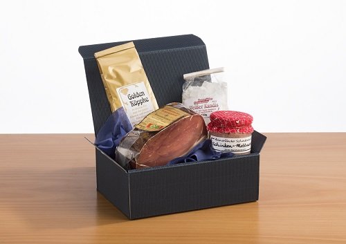 Kleine Brotzeit-Präsent Nr. 51 | Auswahl feinster Delikatessen | Perfekt für Genießerpausen | Hochwertiges Geschenkset von Schinkendiele Kleine Brotzeit-Präsent Nr. 51 | Auswahl feinster Delikatessen | Perfekt für Genießerpausen | Hochwertiges Geschenkset von Schinkendiele von Ammerländer Schinkendiele