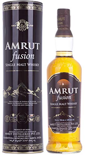 Amrut | Fusion | Indian Single Malt Whisky | 700 ml | 50% Vol. | Rauchiger Singlemalt | Geschmack von Gerste & Malz | Ein Zusammenspiel & Schottland | Nicht kühlgefiltert | Mit Geschenkverpackung von Amrut