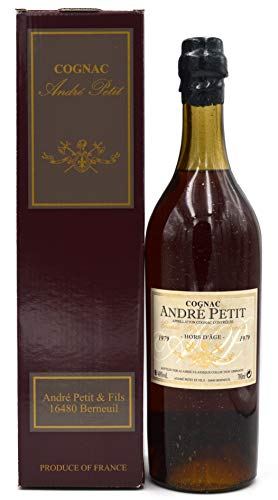 Rarität: Andre Petit Cognac Jahrgang 1979 Alambic Classique 0,7l Rarität: Andre Petit Cognac Jahrgang 1979 Alambic Classique 0,7l von André Petit