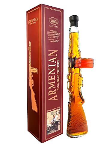 Armenischer Brandy Gewehr, 5 Jahre gereift, 0,5L, 40% Alk Armenischer Brandy Gewehr, 5 Jahre gereift, 0,5L, 40% Alk von Armenian Brandy