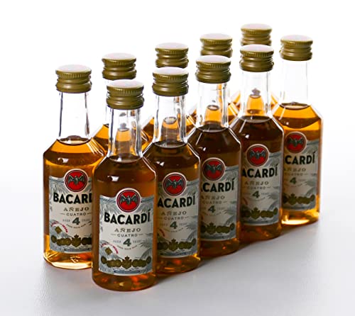 Bacardi Rum Anejo Cuatro aged 4 Years 40% 10 x 50 ml von BACARDI