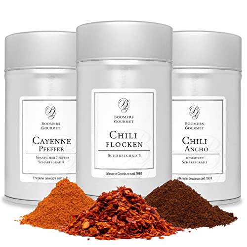 Boomers Gourmet – Premium Chili Set, Chili Gewürz Set, Chiliflocken I Cayenne Pfeffer gemahlen I aromatisches Ancho Chili, perfekt für eine Vielzahl von Gerichten – 3 Dosen – 250g Boomers Gourmet – Premium Chili Set, Chili Gewürz Set, Chiliflocken I Cayenne Pfeffer gemahlen I aromatisches Ancho Chili, perfekt für eine Vielzahl von Gerichten – 3 Dosen – 250g von BOOMERS GOURMET