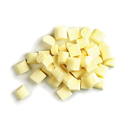 1 kg | 100 % reine, garantiert belgische weiße Schokoladenspäne mit Kakaobutter zum Backen. Weiße Schokoladenstücke, 22,6 % Kakaofasstoffe / 24,9 % Milchfeste mit natürlichem Vanillegeschmack, Koch Schokolade für Ganaches, Mousse, Kuchendekorationen und Süßigkeiten backen. 1 kg | 100 % reine, garantiert belgische weiße Schokoladenspäne mit Kakaobutter zum Backen. Weiße Schokoladenstücke, 22,6 % Kakaofasstoffe / 24,9 % Milchfeste mit natürlichem Vanillegeschmack, Koch Schokolade für Ganaches, Mousse, Kuchendekorationen und Süßigkeiten backen. von Balsara's