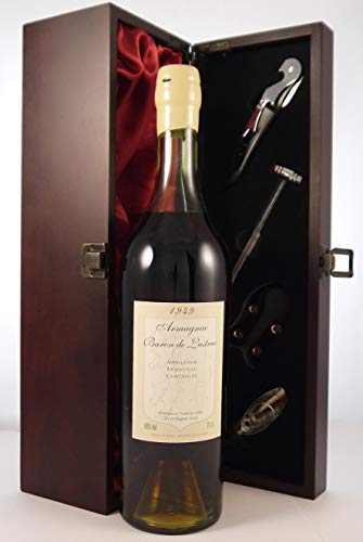Baron de Lustrac Bas Vintage Armagnac 1949 (70cl) in einer mit Seide ausgestatetten Geschenkbox, da zu 4 Weinaccessoires, 1 x 700ml von Baron Lustrac Armagnac