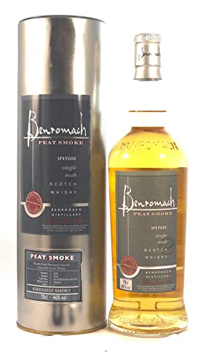Benromach Peat Smoke 8 Year Old Speyside Single Malt Whisky 2002 in einer mit Seide ausgestatetten Geschenkbox, da zu 4 Weinaccessoires, 1 x 700ml Benromach Peat Smoke 8 Year Old Speyside Single Malt Whisky 2002 in einer mit Seide ausgestatetten Geschenkbox, da zu 4 Weinaccessoires, 1 x 700ml von Benromach Peat Smoke