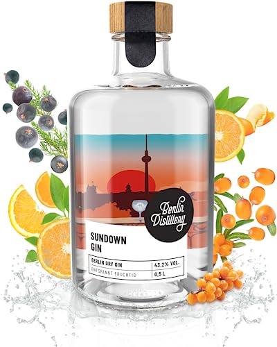 Berlin Distillery® Sundown Gin - 0,5L Premium Dry Gin Flasche | Handcraftet & Fruchtig-Mild im Geschmack | Regional & nachhaltig aus Berlin | 43,2 % Alkohol | Aus 11 harmonisch abgestimmten Botanicals von Berlin Distillery