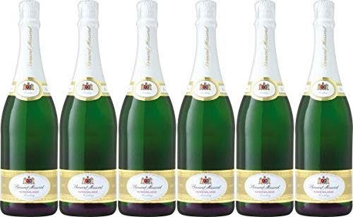 Bernard-Massard Herrenklasse Riesling Sekt trocken Flaschengärung (6x0,75l) von The Great Canadian Tea