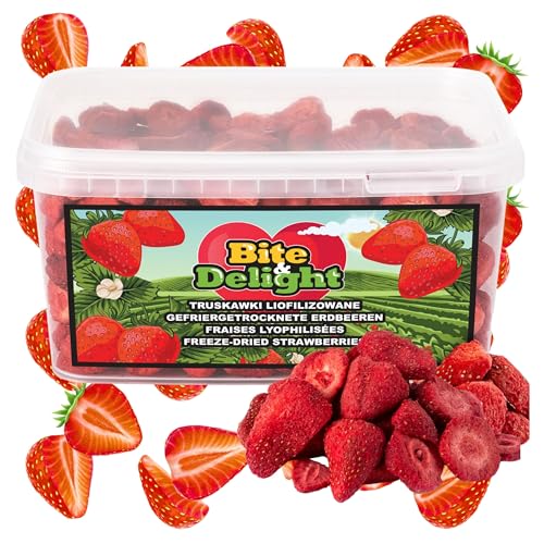 Bite & Delight Erdbeeren Gefriergetrocknet - Schonend Gefriergetrocknete Erdbeeren in Scheiben - Frei von Zusatzstoffen - Getrocknete Erdbeeren - Getrocknete Früchte - Pure Frucht - 2500 ml - 200g Bite & Delight Erdbeeren Gefriergetrocknet - Schonend Gefriergetrocknete Erdbeeren in Scheiben - Frei von Zusatzstoffen - Getrocknete Erdbeeren - Getrocknete Früchte - Pure Frucht - 2500 ml - 200g von Bite & Delight