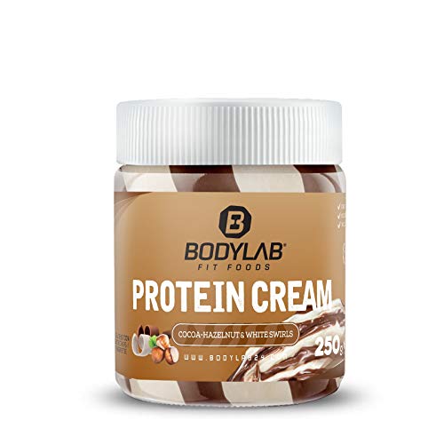 Bodylab24 Protein Cream Cocoa-Hazelnut & White Swirls 250g / Brotaufstrich mit 21g Protein je 100g / Kakao-Haselnuss Creme mit Streifen aus weißer Schokolade / mit echten Haselnüssen / ohne Palmöl von Bodylab24