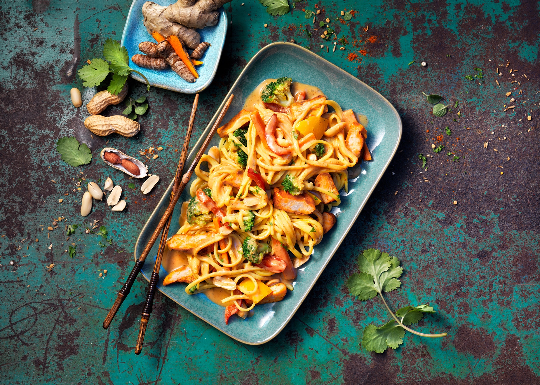 Asia-Pfanne mit Erdnusssoße Asia-Pfanne mit Erdnusssoße von Bofrost