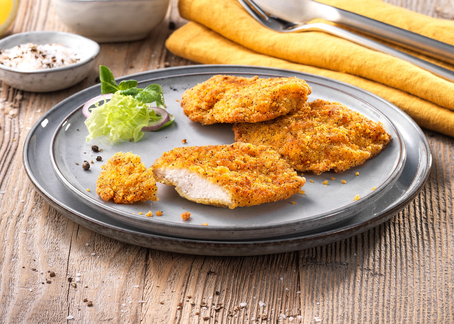 Mini-Hähnchenschnitzel Salt&Pepper mit 8% Flüssigwürzung Mini-Hähnchenschnitzel Salt&Pepper mit 8% Flüssigwürzung von Bofrost