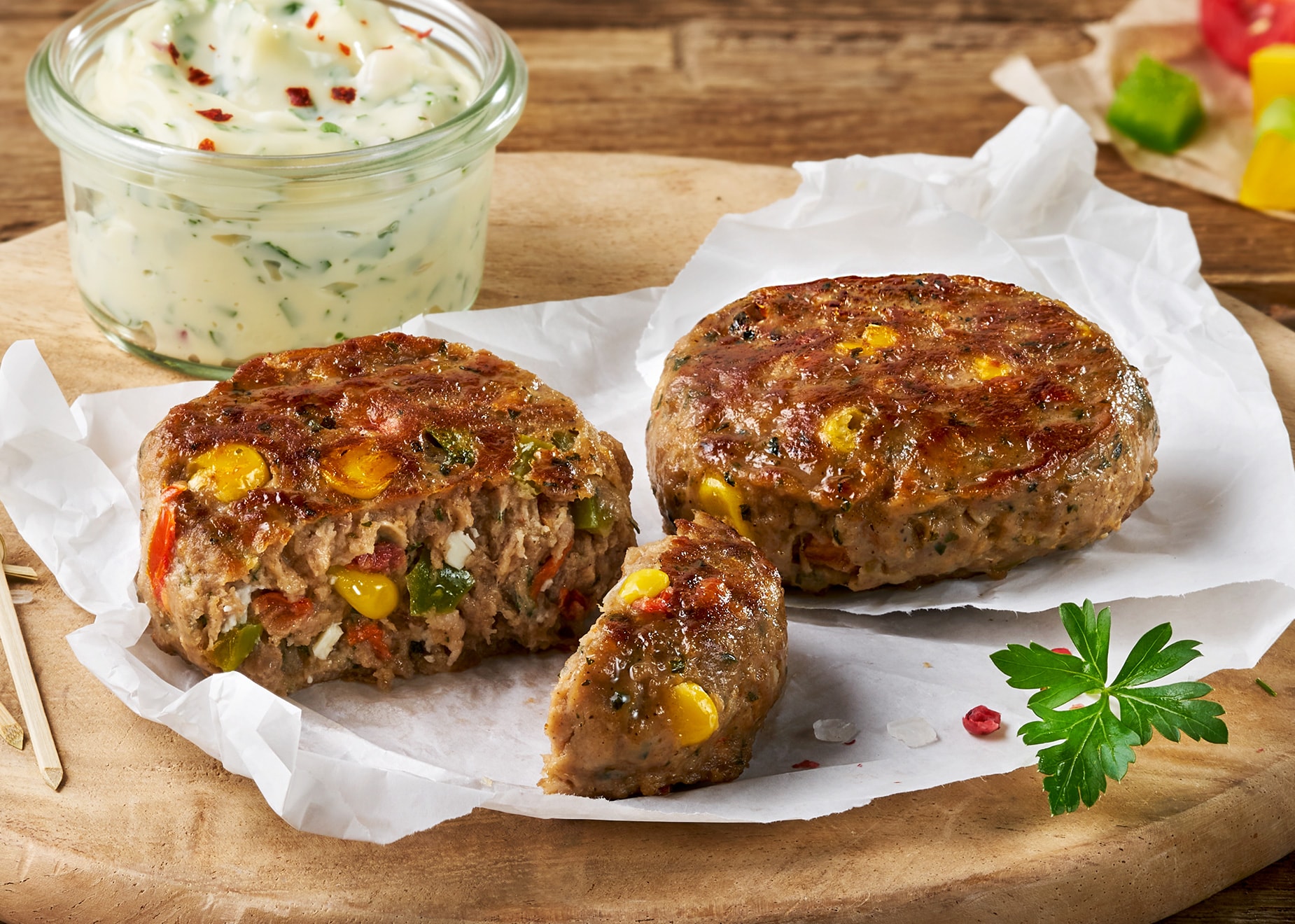 Rinder-Gemüse-Frikadelle mit Hirtenkäse Rinder-Gemüse-Frikadelle mit Hirtenkäse von Bofrost