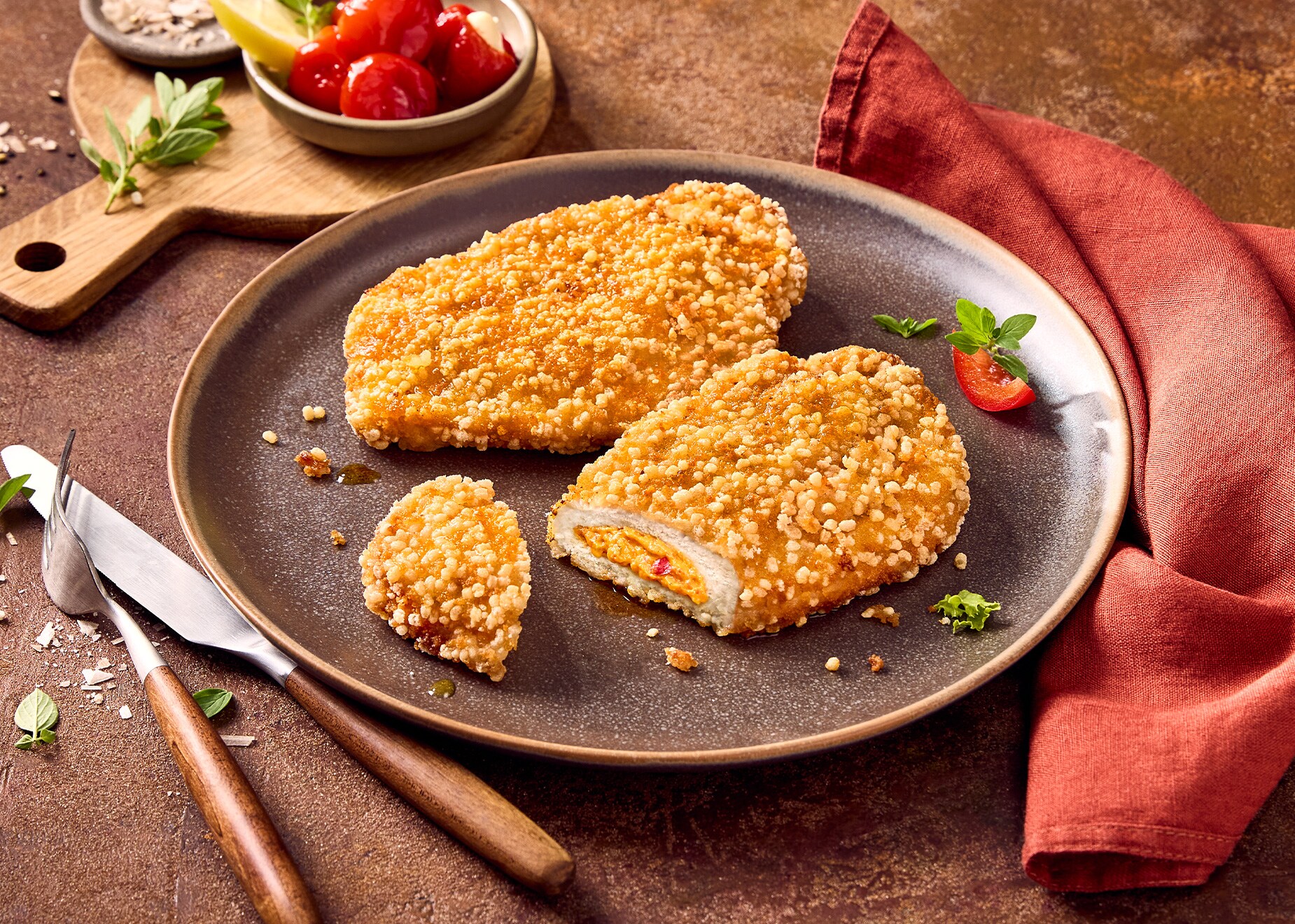 Schnitzeltasche „Kirschpaprika“ mit 8% Flüssigwürzung Schnitzeltasche „Kirschpaprika“ mit 8% Flüssigwürzung von Bofrost