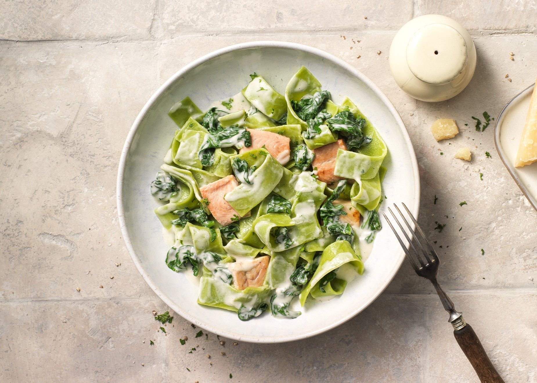 Tagliatelle Verdi mit Wildlachs Tagliatelle Verdi mit Wildlachs von Bofrost
