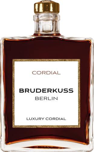 Bruderkuss Luxury Cordial Kraeuterlikoer NV 0.5 L Flasche Bruderkuss Luxury Cordial Kraeuterlikoer NV 0.5 L Flasche von Bruderkuss