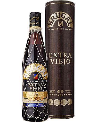 Ron Brugal Extra Viejo Reserva Familiar Golden Rum in Geschenkverpackung (1 x 0.7 l) von Brugal