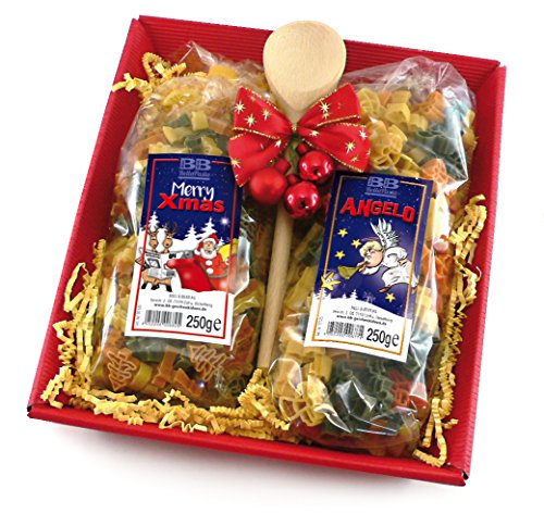 Bull & Bear bunte Weihnachten Nudeln, 250g und Engel Nudeln, 250g, Motivnudeln aus Hartweizengrieß, handgefertigt in deutscher Manufaktur, Pasta Geschenk, inkl. Holzlöffel mit Schleife von Bull & Bear