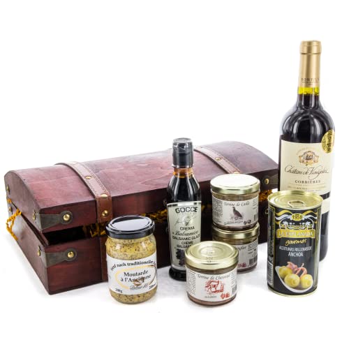 Bull & Bear Geschenkkorb Schatzkiste 36x24x12cm Feinschmecker Geschenkset mit Rotwein, gefüllten Oliven, Balsamico, körniger Senf und Fleisch Terrinen von Bull & Bear