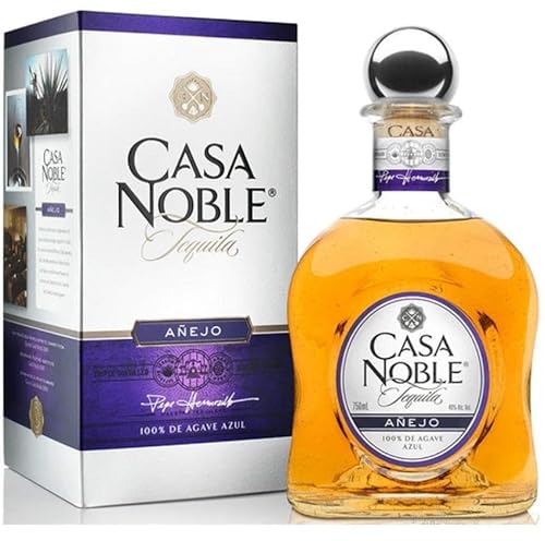 CASA NOBLE TEQUILA ANEJO 70 CL IN EINER KISTE von CASA NOBLE