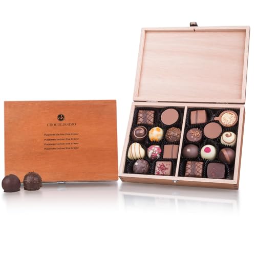 CHOCOLISSIMO - 20 Luxus Pralinen | in einem Holzkästchen mit Gravur | Personalisierte Geschenkideen | Firmengeschenke | Geschenk | besondere Schokolade | mit einer persönlichen Message gravieren von CHOCOLISSIMO