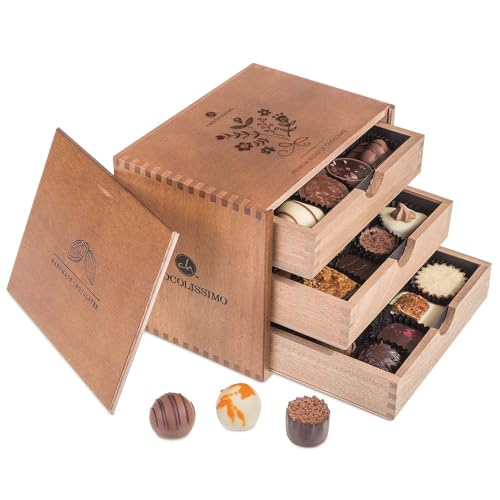 CHOCOLISSIMO - 30 Luxus Pralinen in einem Holzkästchen mit Personalisierung | Gravur auf personalisierbarer Holzbox | Schokolade | Geschenkidee | Geschenke für Frauen | Mutter | Mama | Frauentag von CHOCOLISSIMO