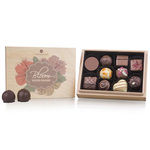 ChocoBloom Premiere Mini - 10 Edle Pralinen | Schokolade in edler Holz-Box | Geschenk | Frauen | Männer | Muttertag | Vatertag | Hochzeit | Mann | Frau | Geschenkidee | Weihnachten | Valentinstag von CHOCOLISSIMO