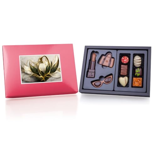 ChocoPostcard Midi - Frauenset und Pralinen - drei Figuren aus Schokolade und 6 Pralinen mit Grußkarte | Geschenkidee | Frau | Frauen | Mutter | Mütter | Mama | Muttertag | Geburtstag | Frauentag ChocoPostcard Midi - Frauenset und Pralinen - drei Figuren aus Schokolade und 6 Pralinen mit Grußkarte | Geschenkidee | Frau | Frauen | Mutter | Mütter | Mama | Muttertag | Geburtstag | Frauentag von CHOCOLISSIMO