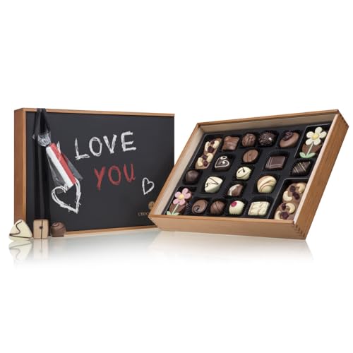 Chocoliscious Tafel - Liebe - Pralinen & Schokolad - ein Schokoladenset aus siebzehn handgemachten Pralinen, vier Keksen und vier Schokoblumen - Schokolade - Geschenk - Valentinstag von CHOCOLISSIMO