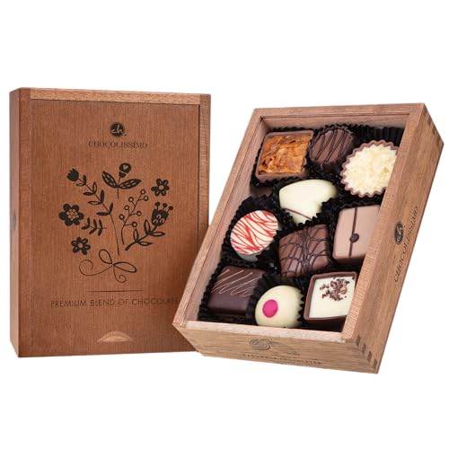 Elegance - Ladies - 10 Luxus Pralinen | Premium Qualität in edler Holz-Box | Holzkästchen | Geschenk aus Schokolade | Geschenkidee für Frauen | Muttertag | Geburtstag | Frauentag von CHOCOLISSIMO