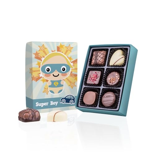Super Boy - Pralinen ohne Alkohol - 6 handgefertigte Pralinen | Schokolade | Junge | Jungen Mann | Männer | Geschenk | Geburtstag | Weihnachten | Ostern | Valentinstag | Mitbringsel | Süßigkeit Super Boy - Pralinen ohne Alkohol - 6 handgefertigte Pralinen | Schokolade | Junge | Jungen Mann | Männer | Geschenk | Geburtstag | Weihnachten | Ostern | Valentinstag | Mitbringsel | Süßigkeit von CHOCOLISSIMO