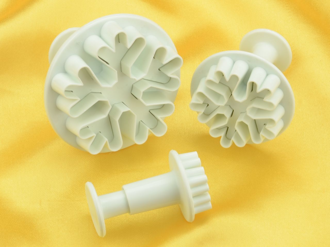 Ausstecher + Stempel Eiskristall 3er Ausstecher + Stempel Eiskristall 3er von Cake-Masters