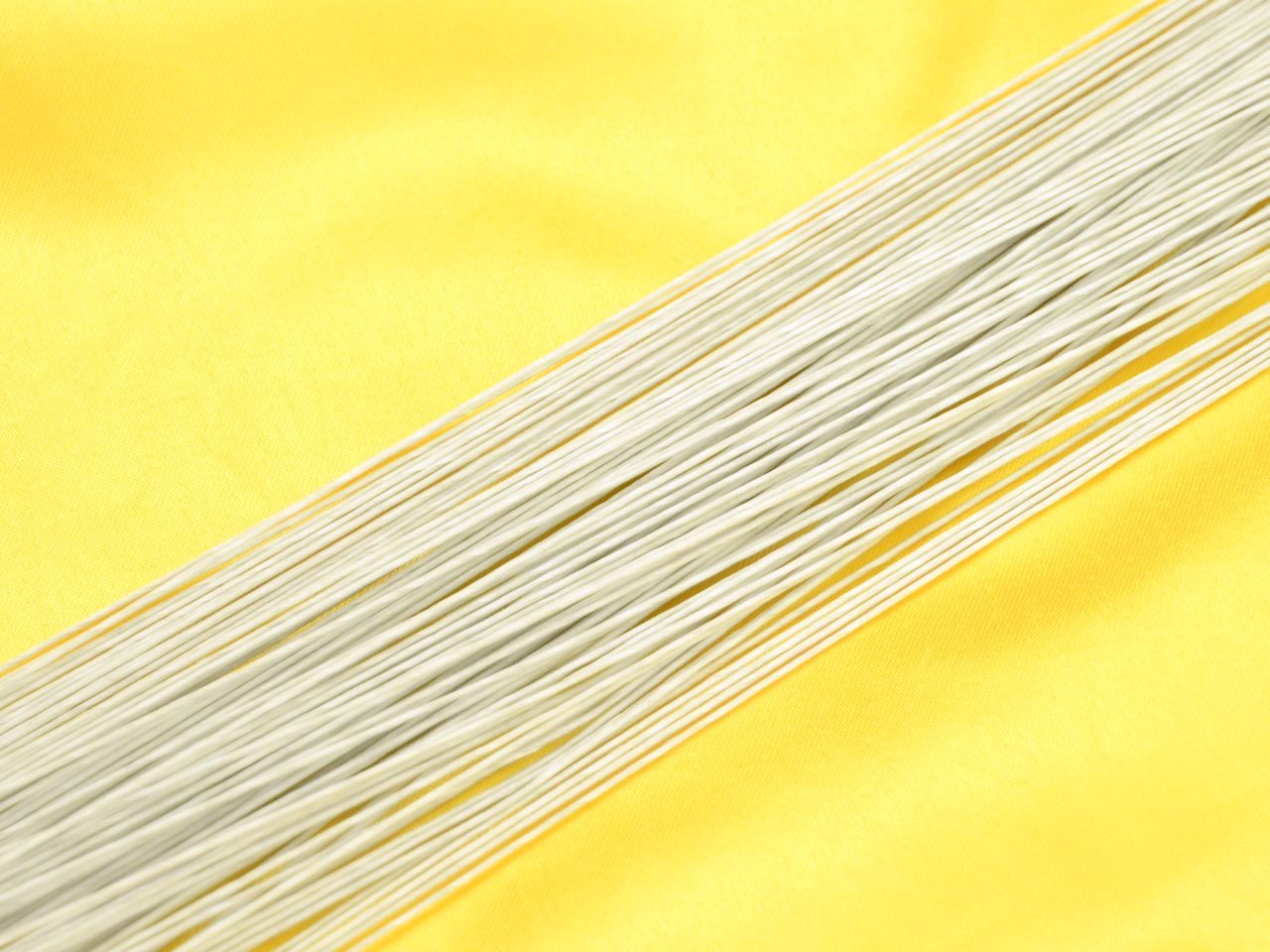 Blumendraht weiß 24G 100 Stück Blumendraht weiß 24G 100 Stück von Cake-Masters
