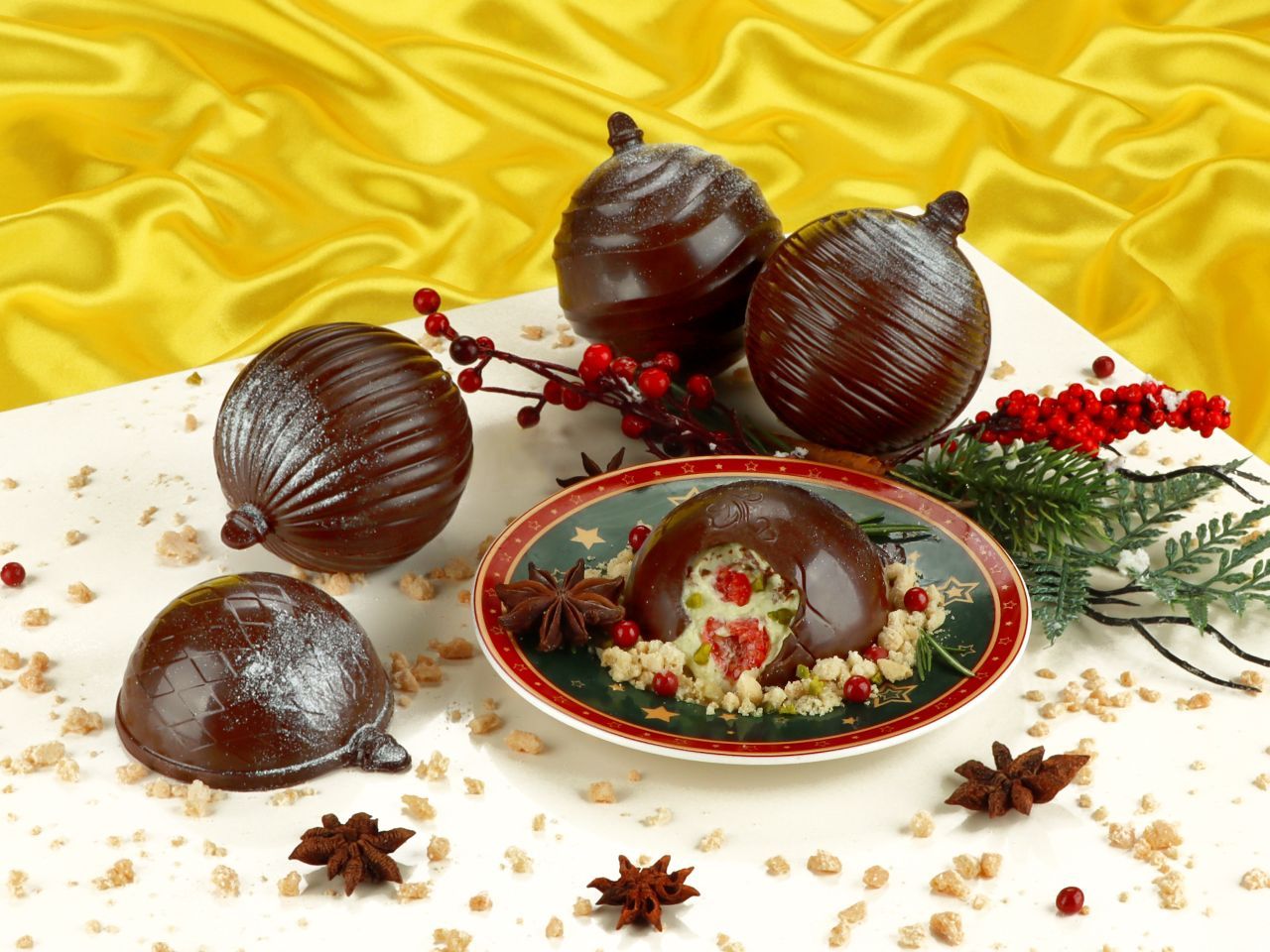 Christbaumkugeln Pistazie Set Christbaumkugeln Pistazie Set von Cake-Masters