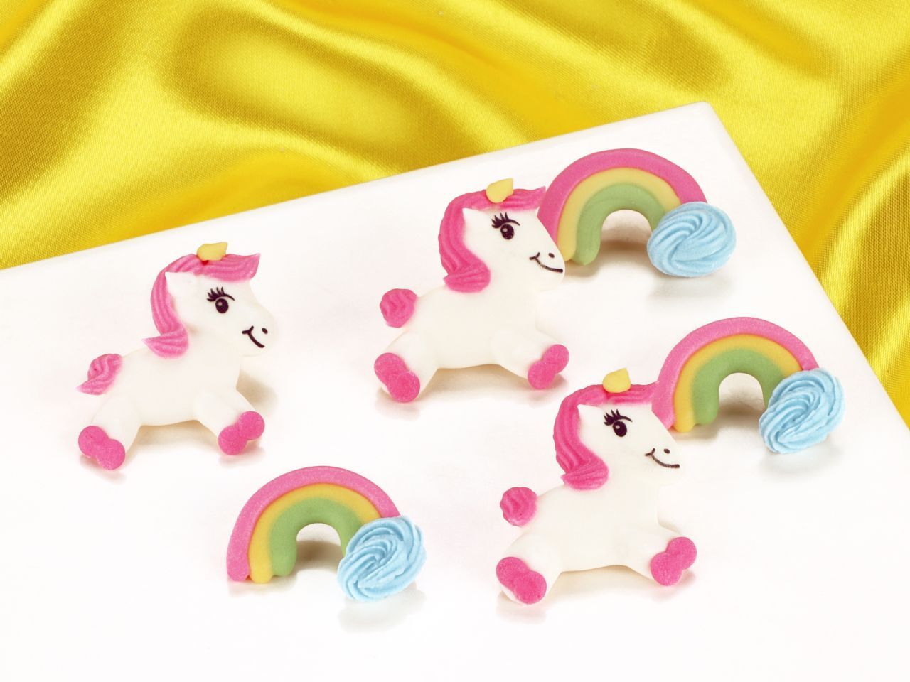 Einhorn Regenbogen flach Zucker-Set 6 Stück Einhorn Regenbogen flach Zucker-Set 6 Stück von Cake-Masters