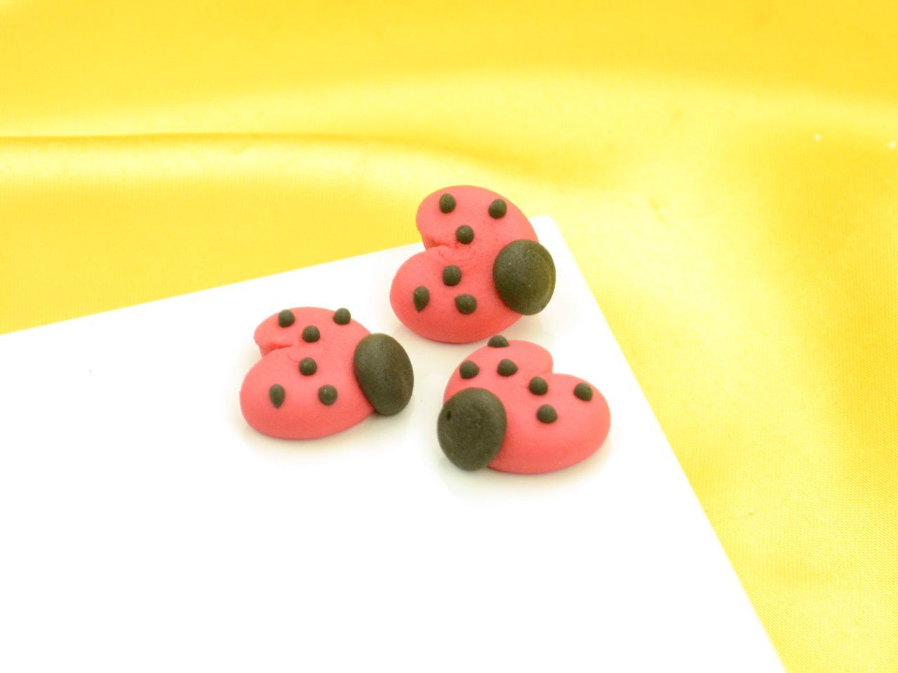 Glückskäfer 24mm Zucker 10 Stück Glückskäfer 24mm Zucker 10 Stück von Cake-Masters