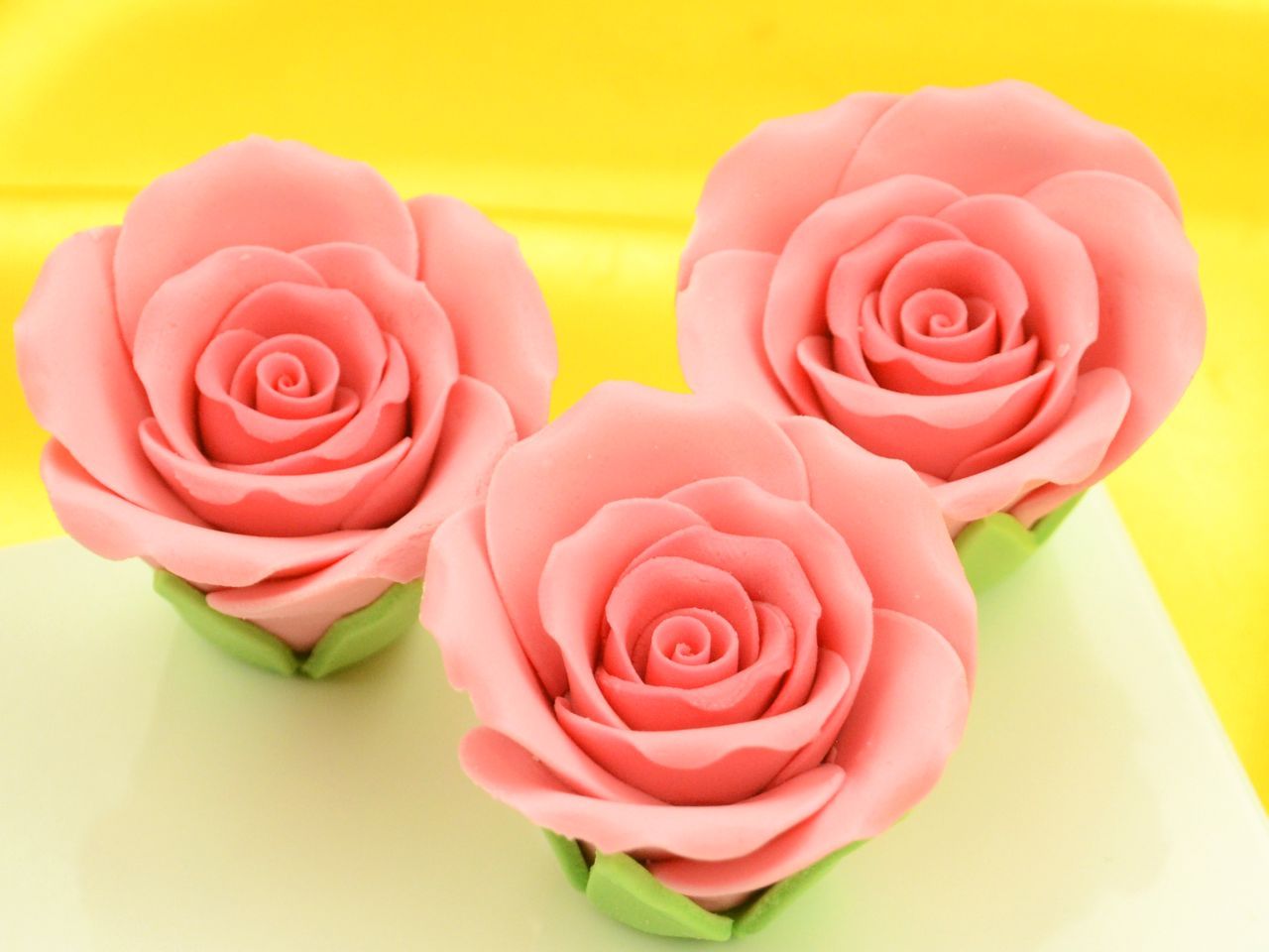 Rosen 50mm rosa Zucker 3 Stück von Cake-Masters