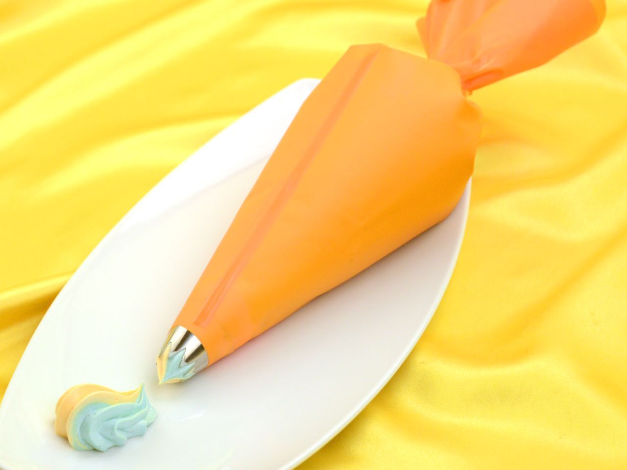 Spritzbeutel Superflex Doppelkammer 40cm Spritzbeutel Superflex Doppelkammer 40cm von Cake-Masters