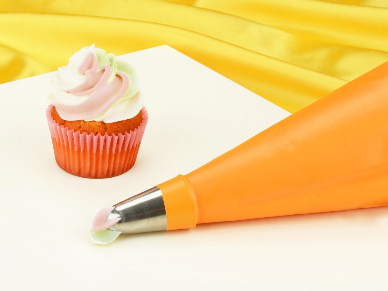 Spritzbeutel Superflex Dreikammer 40cm Spritzbeutel Superflex Dreikammer 40cm von Cake-Masters