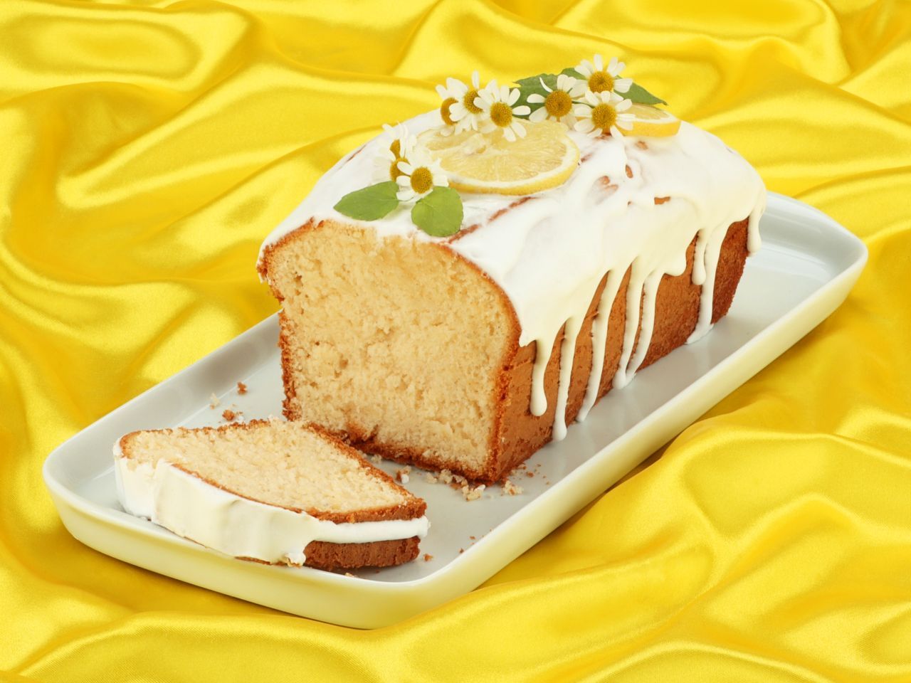 Zitronenkuchen 500g Zitronenkuchen 500g von Cake-Masters
