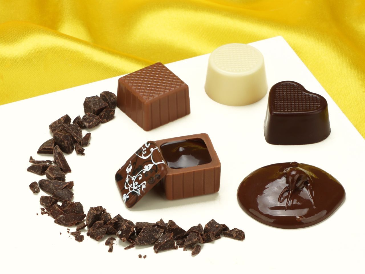Schokoladenfüllung Crema 811 250g Schokoladenfüllung Crema 811 250g von Callebaut