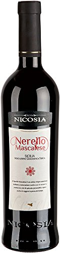 Nicosia Nerello Mascalese, IGT Terre Siciliane (Case of 6x75cl), Italien/Sicilia, Rotwein (GRAPE NERELLO MASCALESE 100%) von Cantine Nicosia