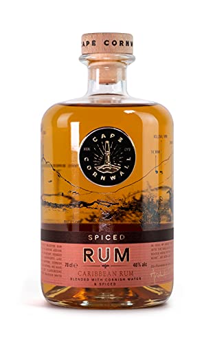 Cape Cornwall Spiced Rum verfeinert mit Safran, Vanille und Muskatnuss von Cape Cornwall Rum Company