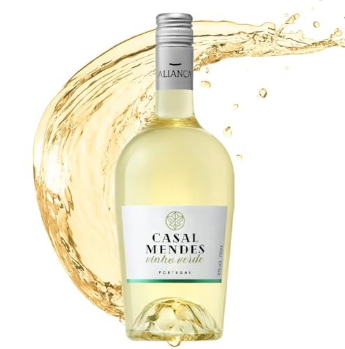 Casal Mendes Vinho Verde, Minho (Case of 6x75cl), Portugal/Weißwein, (GRAPE AZAL BRANCO 60%, PEDERNA 30%, TRAJADURA 10%) von Casal Mendes