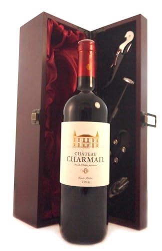 Chateau Charmail 2014 Haut Medoc (Red wine) in einer mit Seide ausgestatetten Geschenkbox, da zu 4 Weinaccessoires, 1 x 750ml von Chateau Charmail Haut
